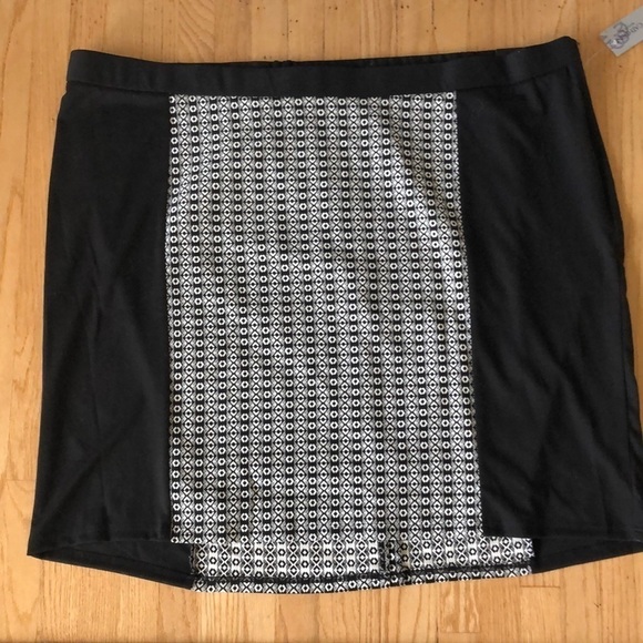 NEW Catherine’s Black Label Comfort Waist Pencil Skirt Dressy Size 5X Office - Picture 1 of 12